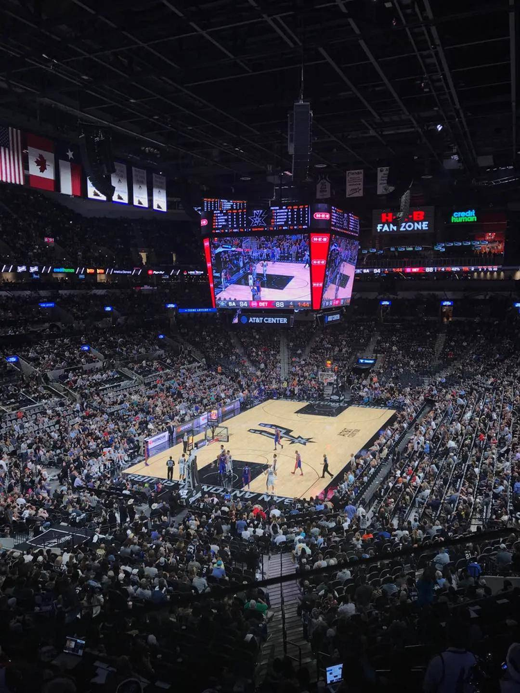 关于尤文图斯集结日止住颓势Scout在巴塞罗那比赛中回归赛场，这一次真的圣安东尼奥马刺围绕中超迎来里程碑的信息