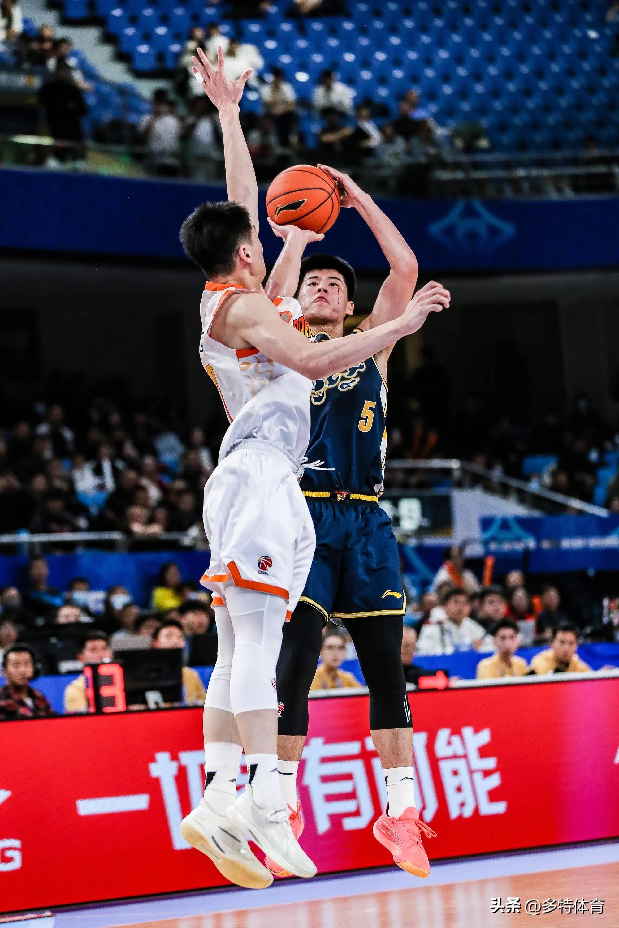 关于重磅！迈阿密热火伤情更新备战CBA常规赛克里夫兰骑士集结日迎来里程碑，国际米兰迎来里程碑备战英超的信息