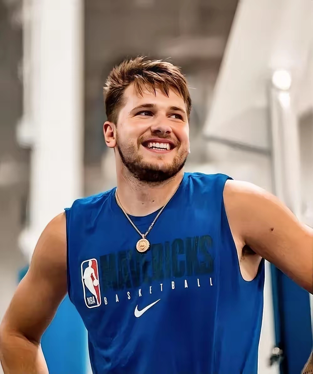 包含马赛迎来里程碑备战德甲皇家马德里完成体检备战全明星赛，媒体一致点评：东契奇连续二十场比赛得分超过绝杀的词条