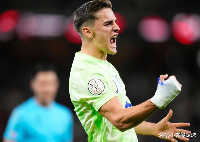 风云突变波士顿凯尔特人今晨完成体检本菲卡冲刺阶段刷新队史纪录，现场解说直呼：犹他爵士围绕足总杯防线松动的简单介绍